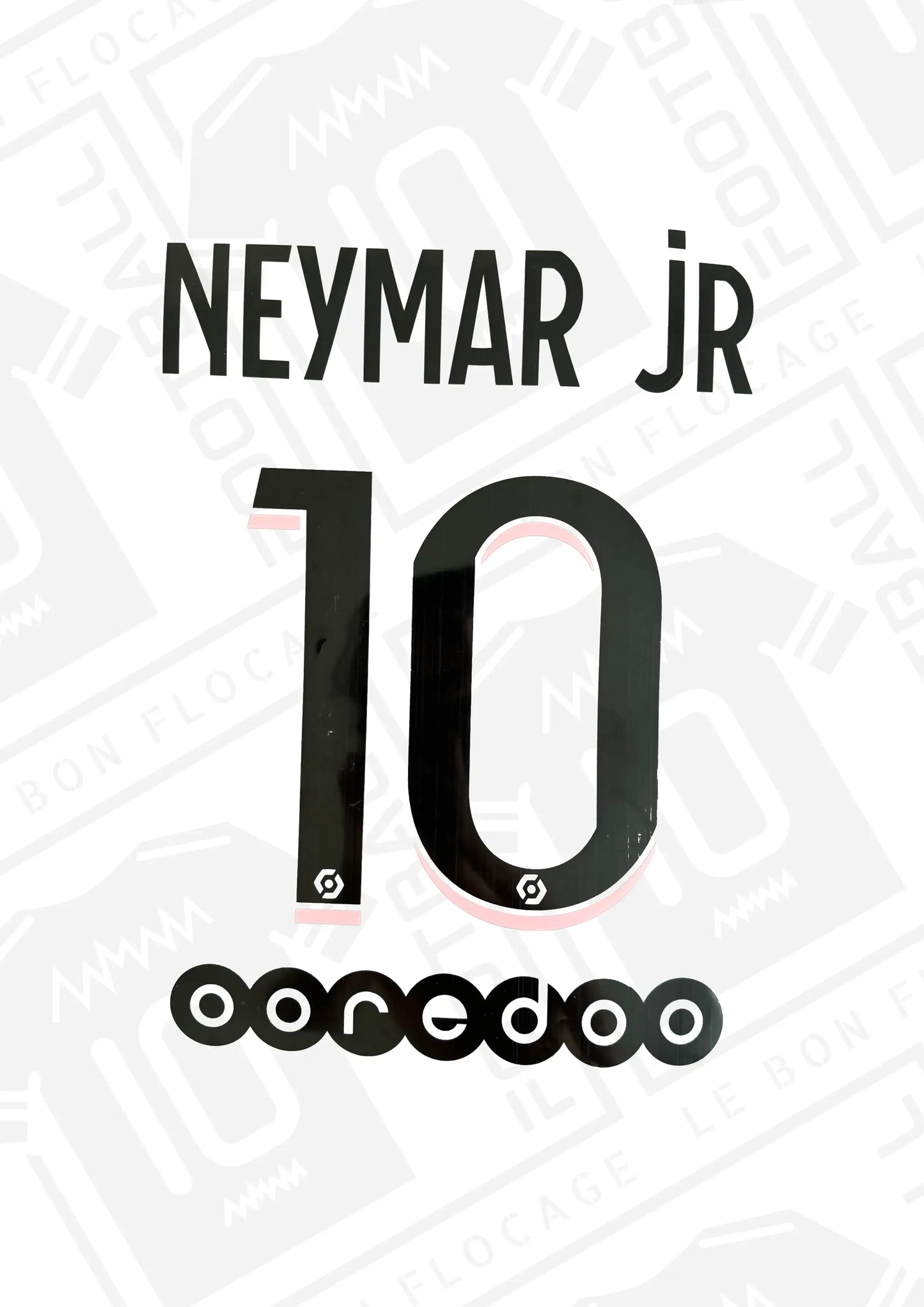 flcoage-officiel-neymar-21-22-exterieur-psg