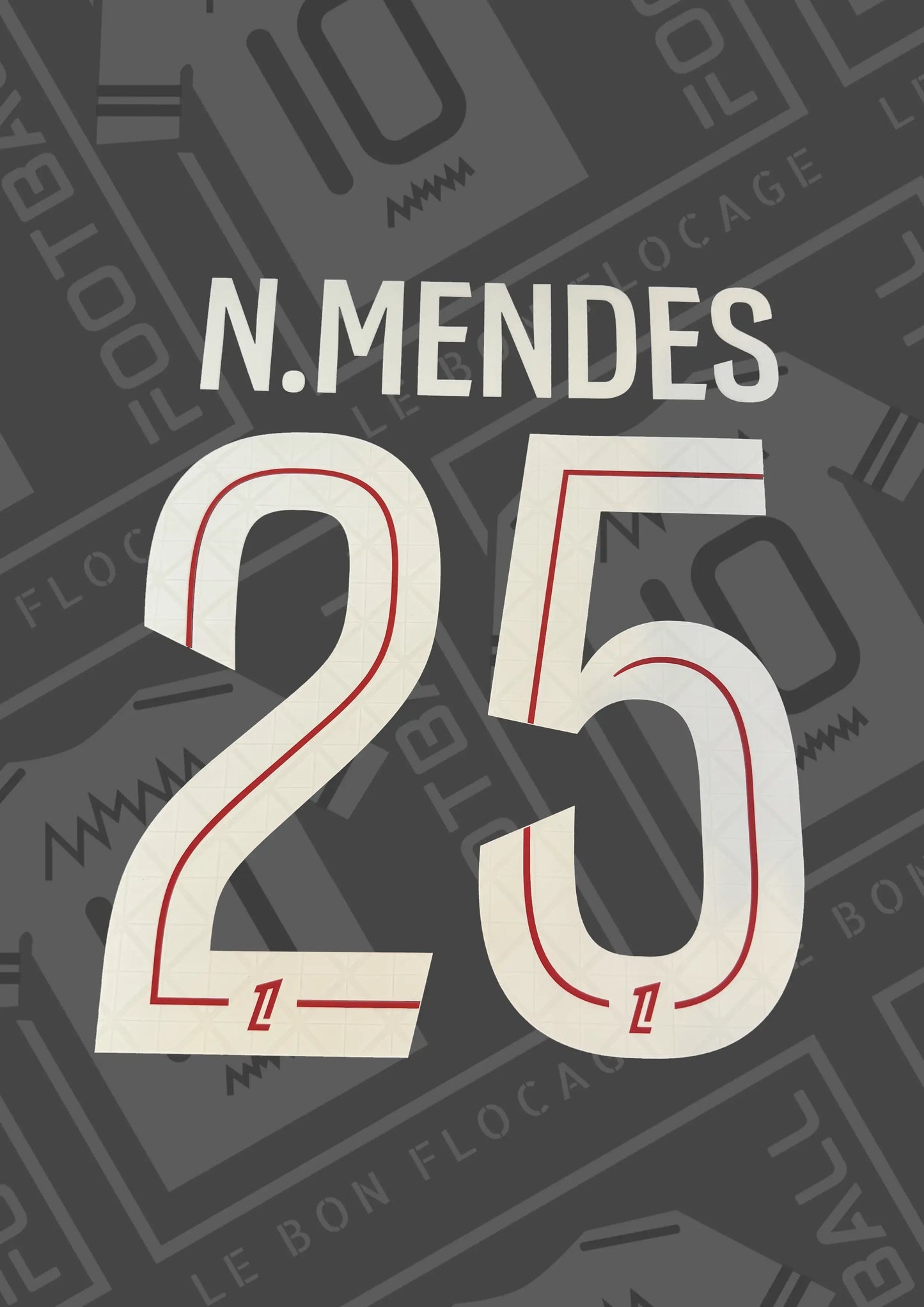 flocage-officiel-mendes-domicile-25-26-psg