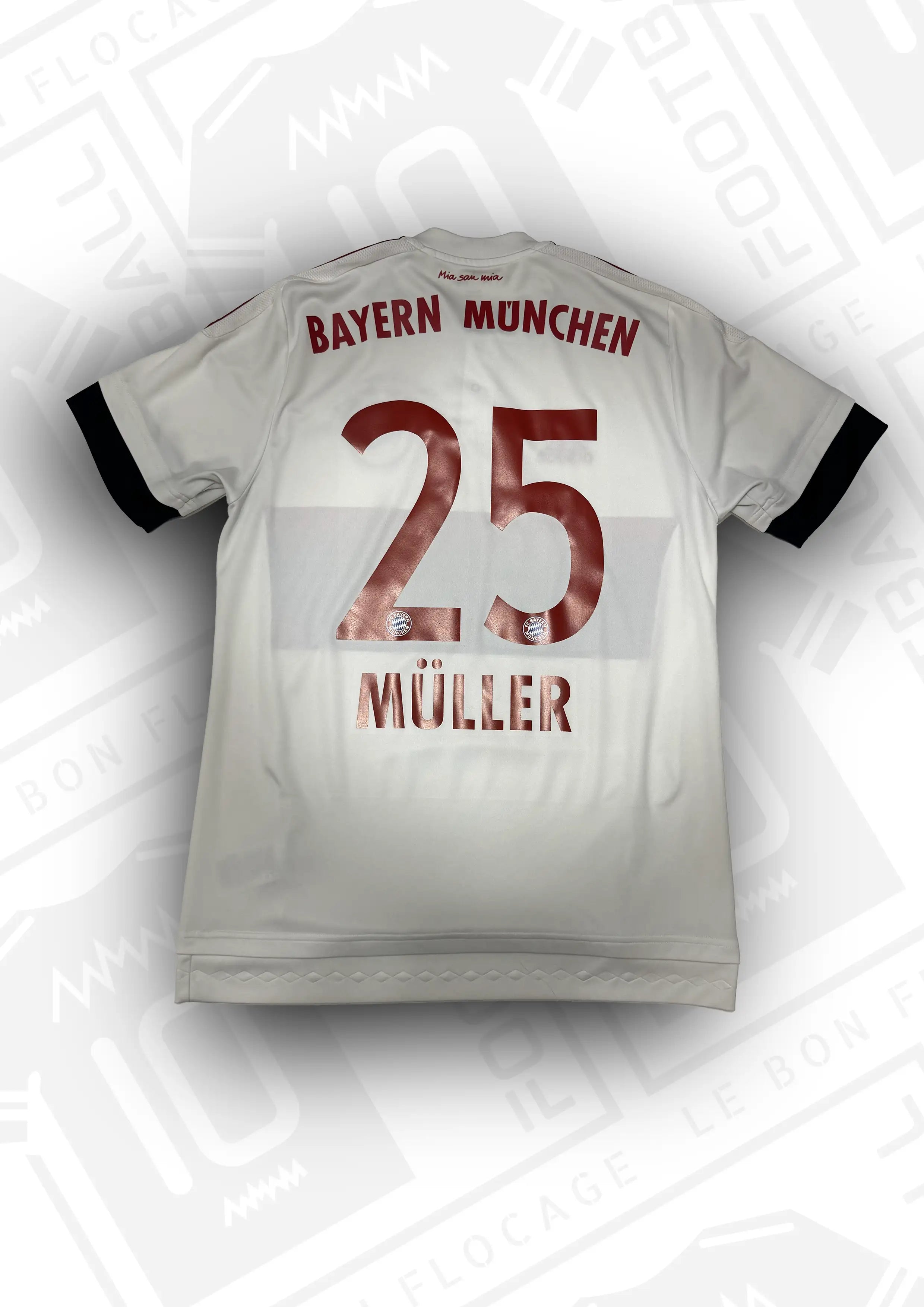 Bayern München Heimtrikot 2015/16 MÜLLER 25 Kids Bayern München Heimtrikot 2015/16 MÜLLER 25 Kids