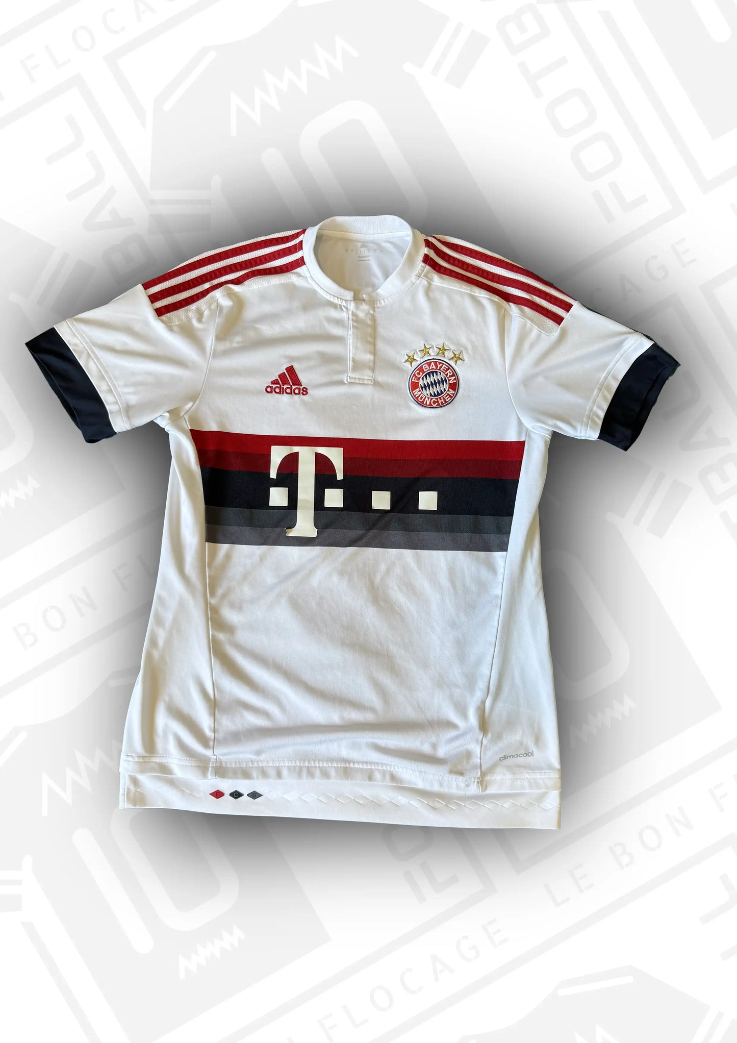 maillot-officiel-bayern-15-16-exterieur-face