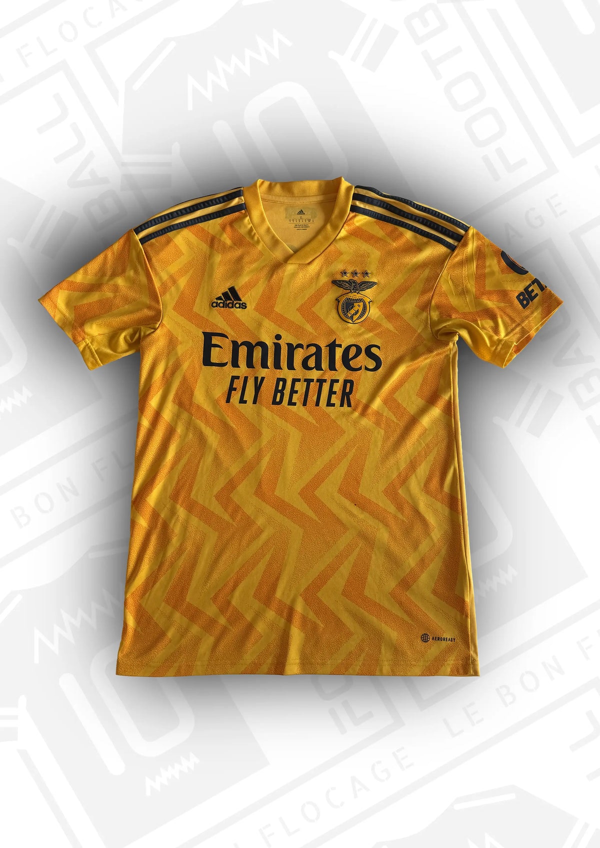 maillot-officiel-benfica-22-23-exterieur-face