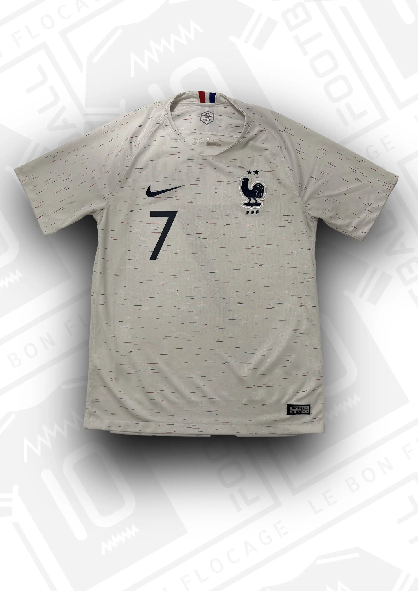 maillot-officiel-france-2018-exterieur-face-numero-7