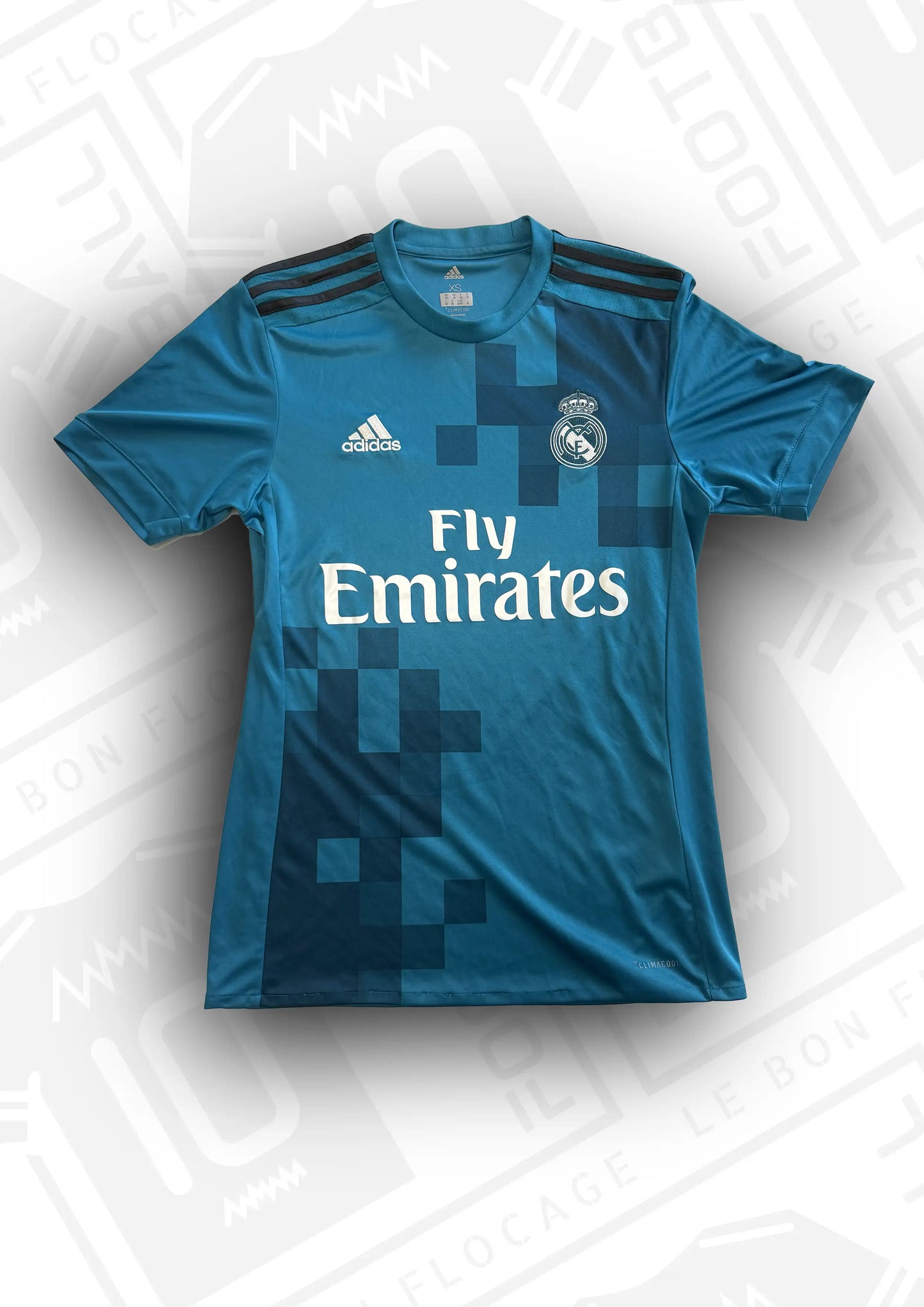 maillot-officiel-real-17-18-third-face