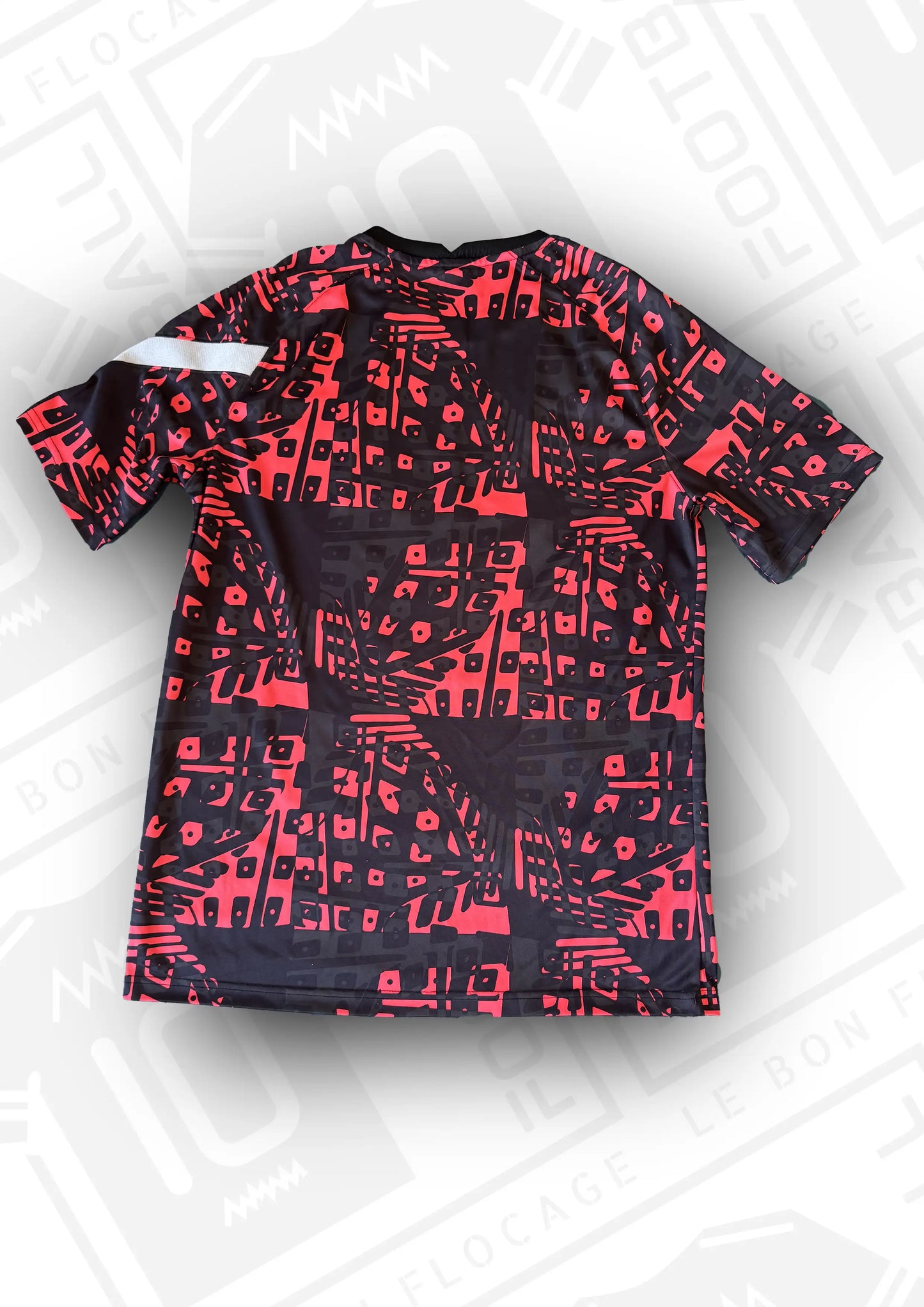 maillot-officiel-training-liverpool-20-21-dos