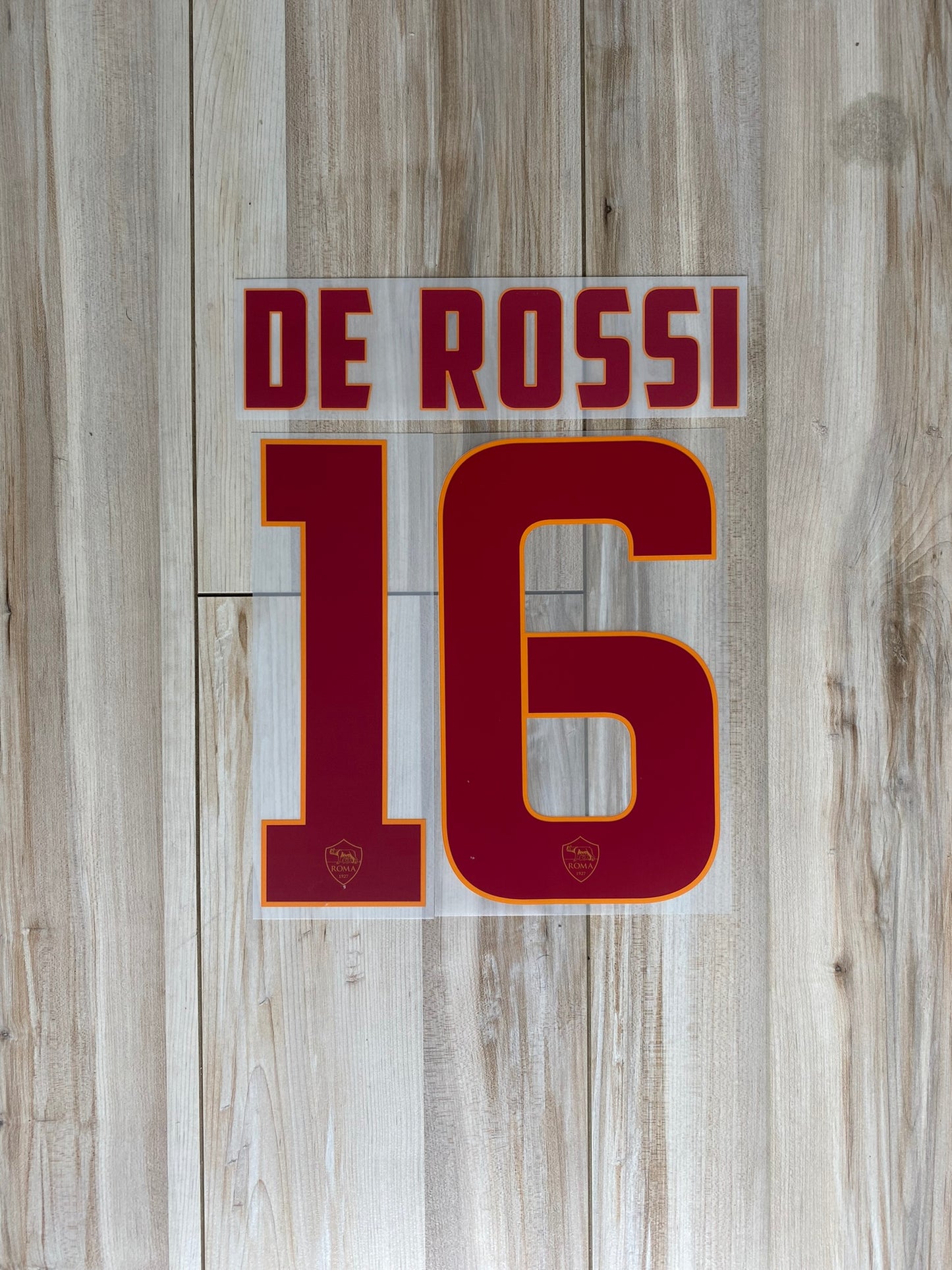 Flocage officiel - As Roma, De Rossi, 2014/2015, Extérieur, Bordeaux/ Orange