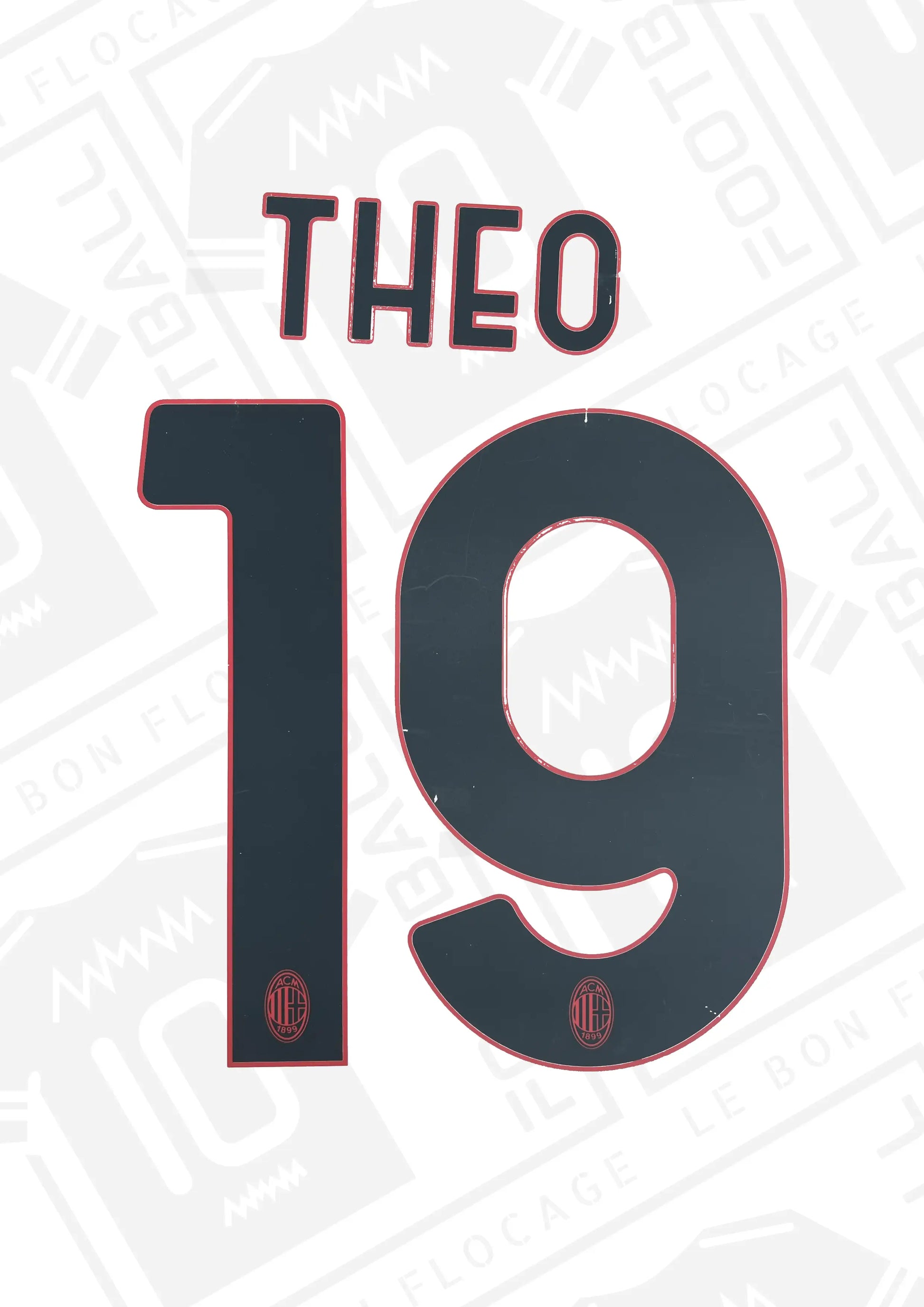 flcoage-officiel-theo-milan-24-25-exterieur