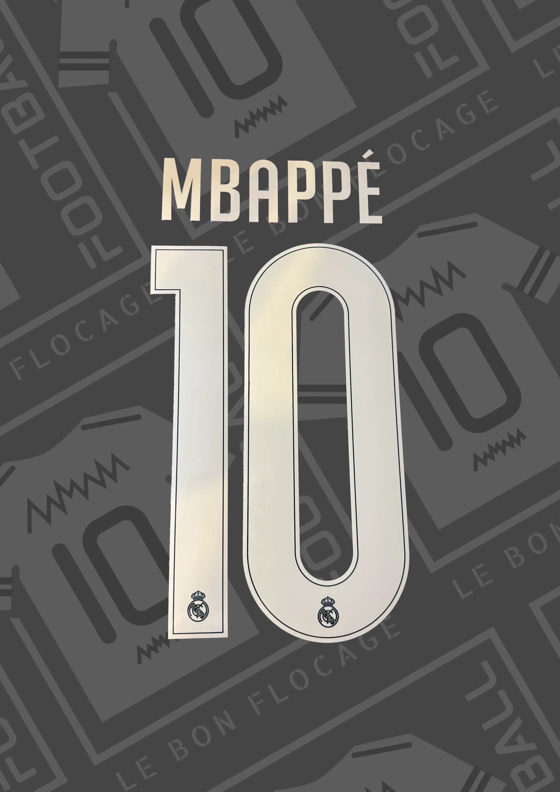 flocage-officiel-mbappe-real-26-27-exterieur