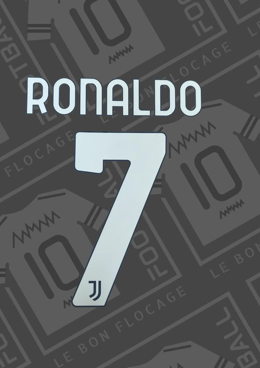 flocage-officiel-ronaldo-juventus-20-21-exterieur