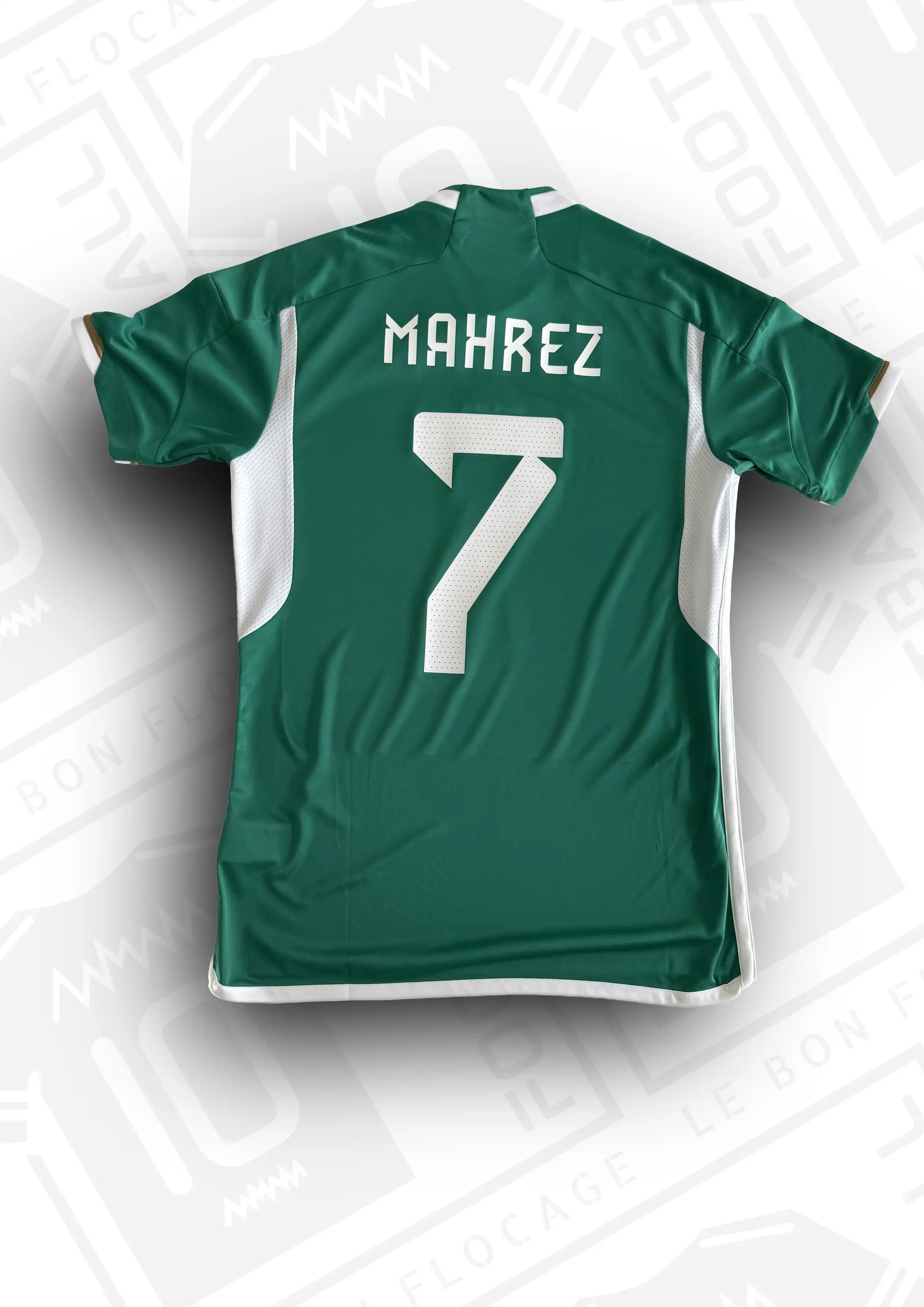 maillot-officiel-algerie-2022-extérieur-mahrez-dos