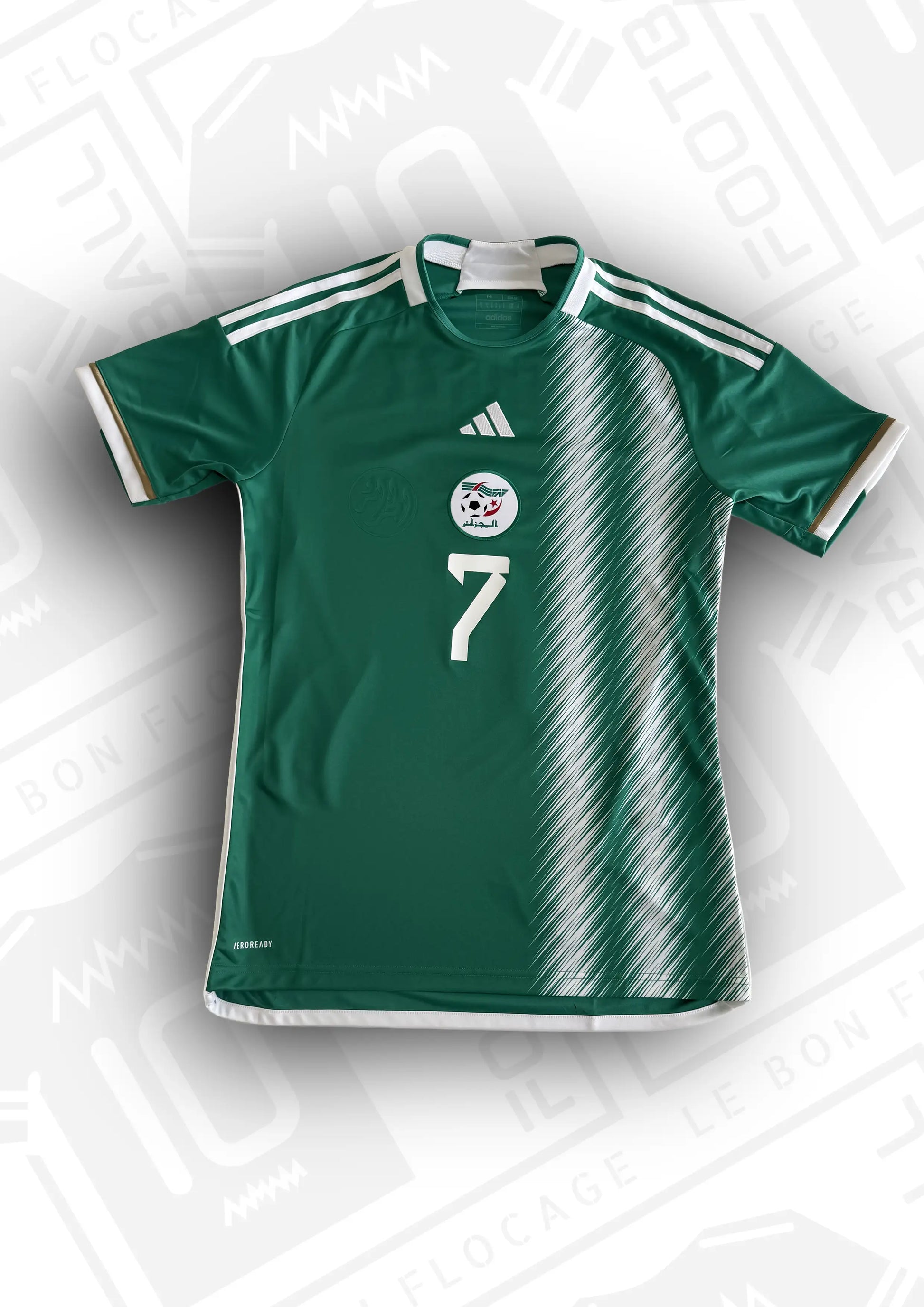 maillot-officiel-algerie-exterieur-2022-mahrez-face