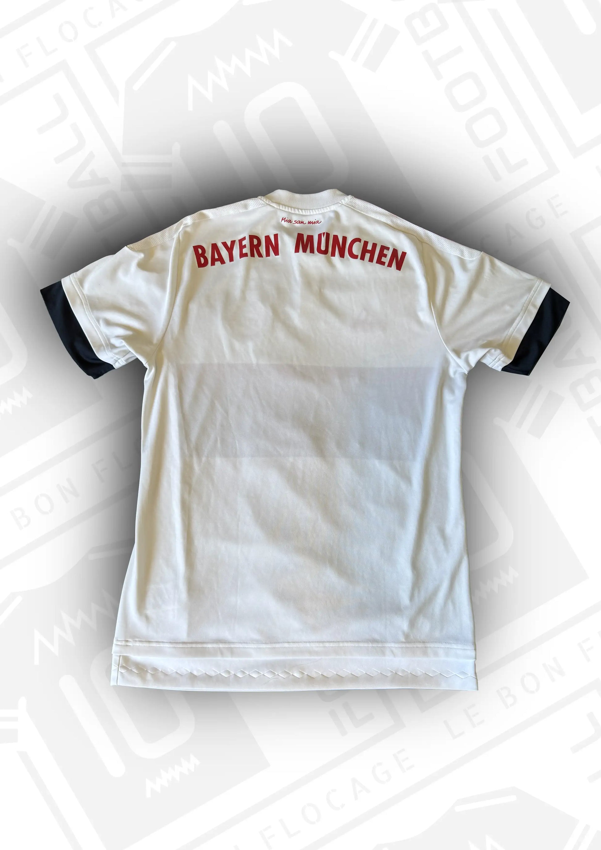 maillot-officiel-bayern-15-16-dos-exterieur