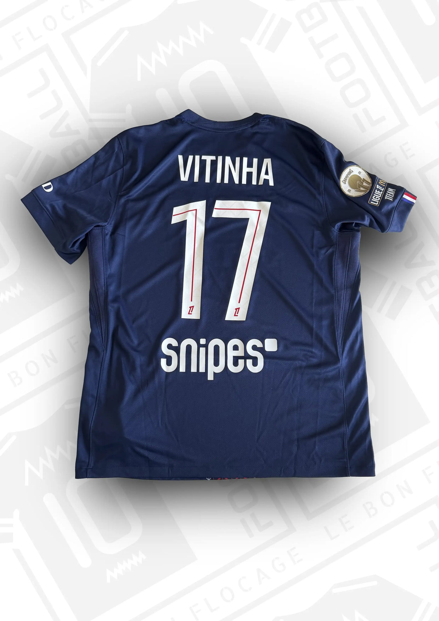 maillot-officiel-dos-psg-25-26-domicile-vitinha-17