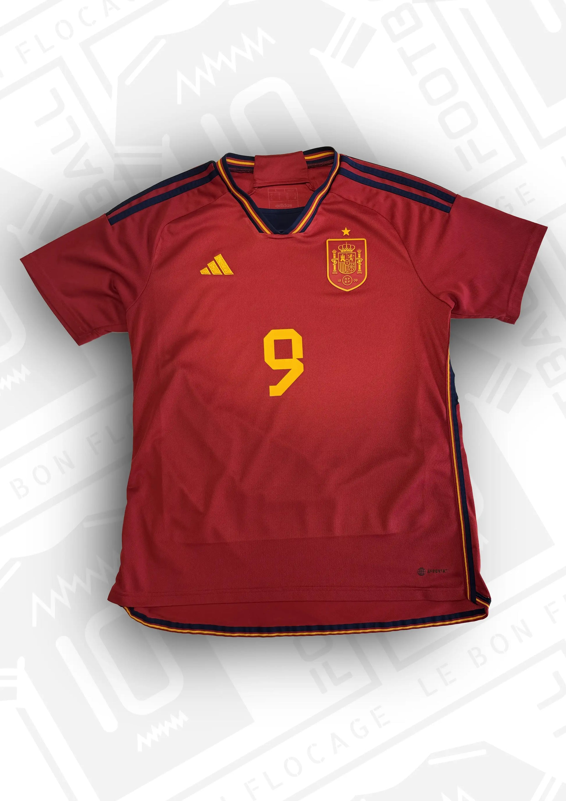 maillot-officiel-espagne-2022-domicile-face-9