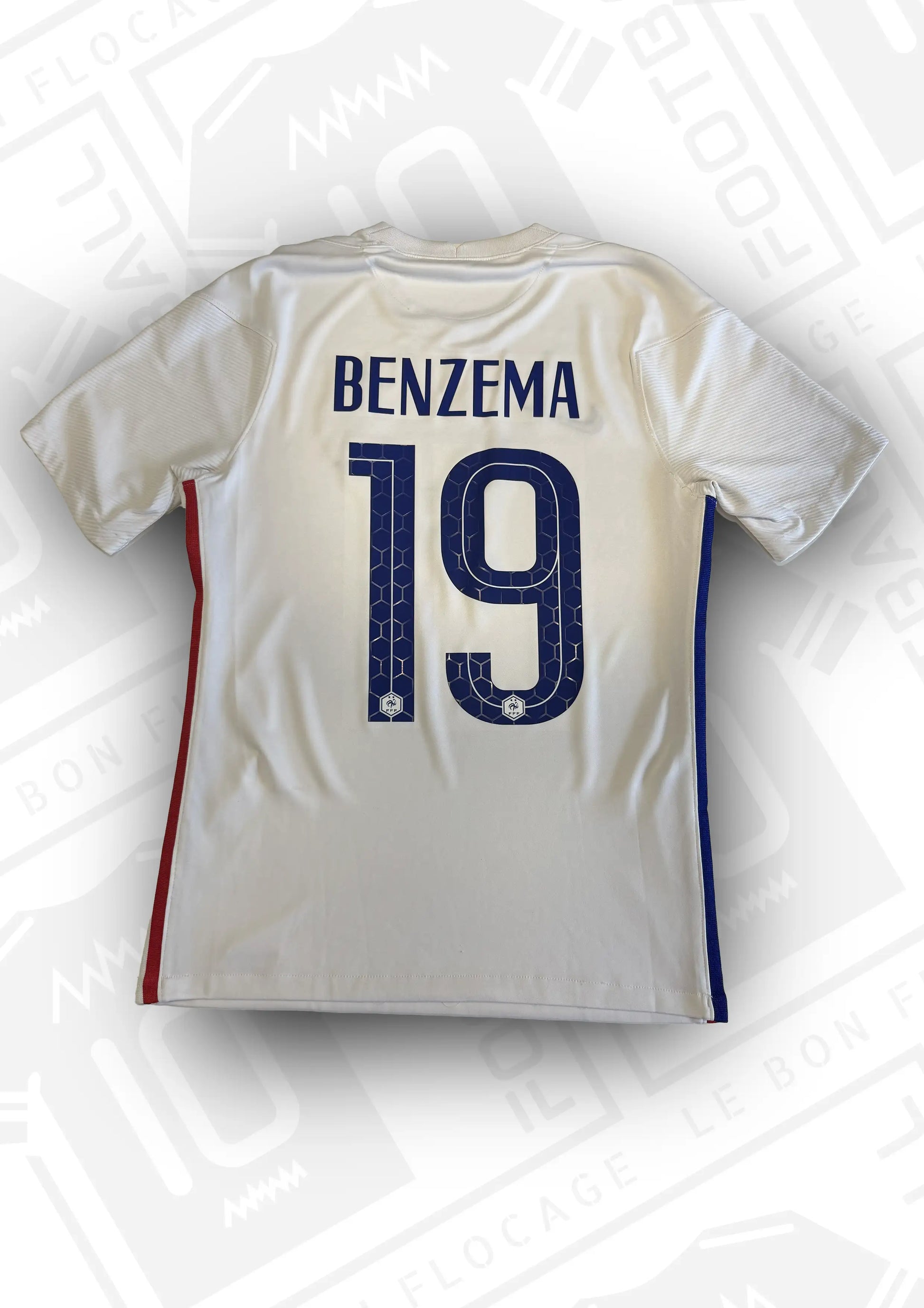 maillot-officiel-france-2021-extrerieur-dos-benzema