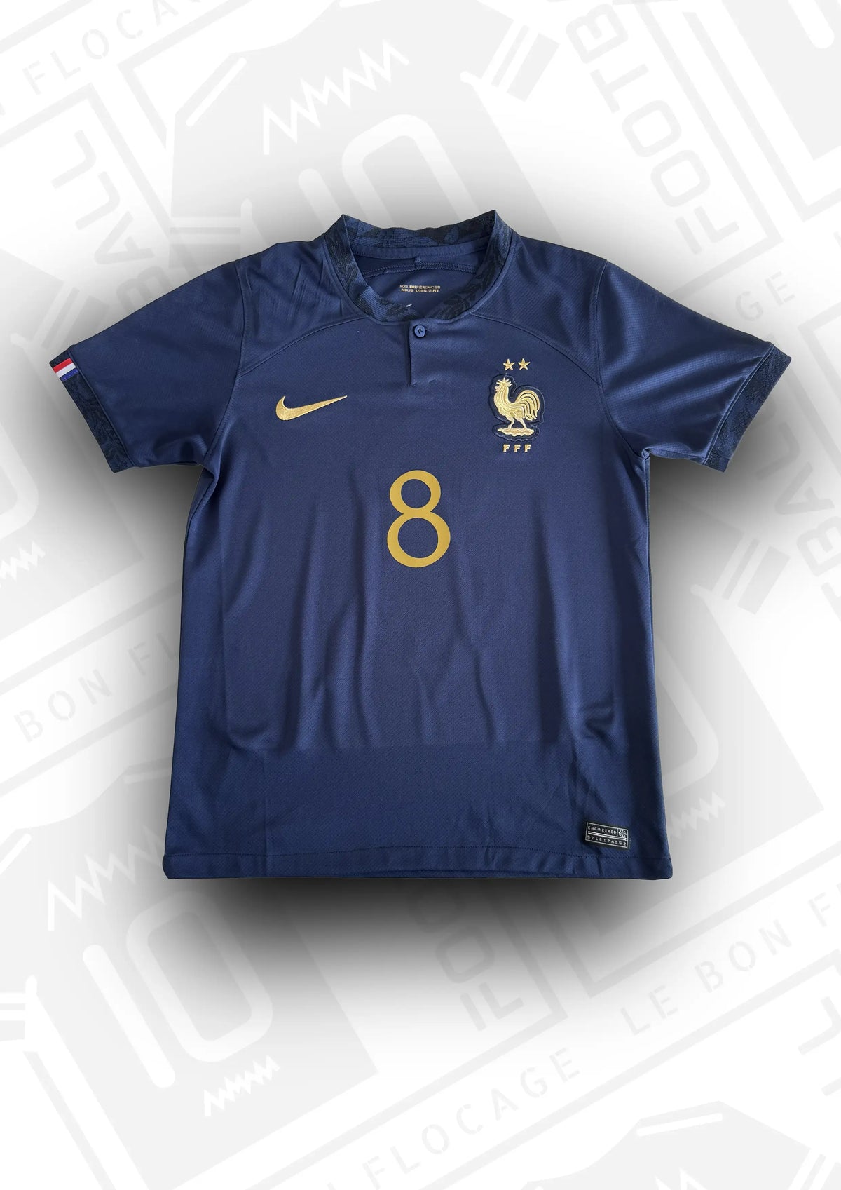maillot-officiel-france-2022-domicile-face-numero-8