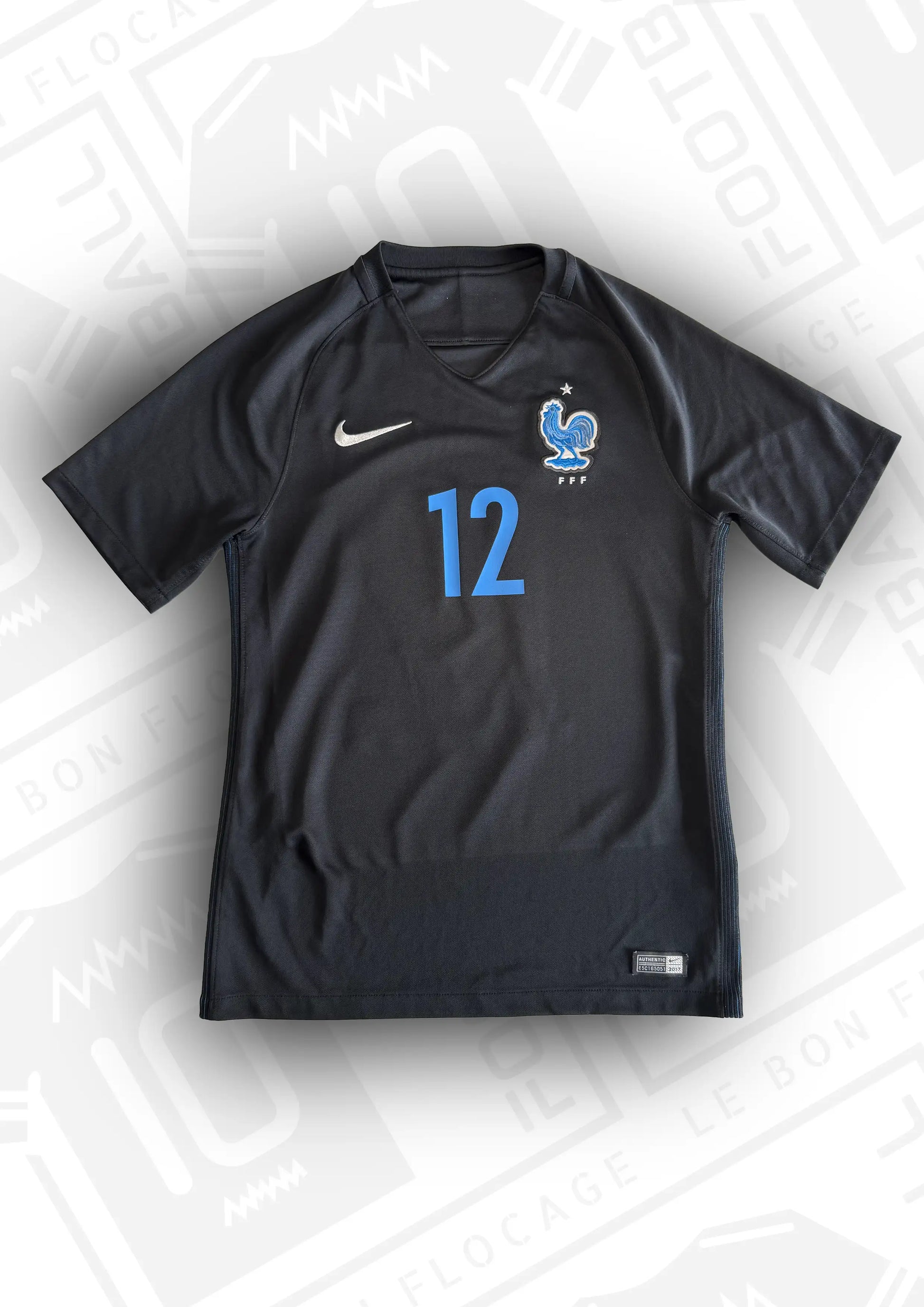 maillot-officiel-france-third-2017-face-numero-12