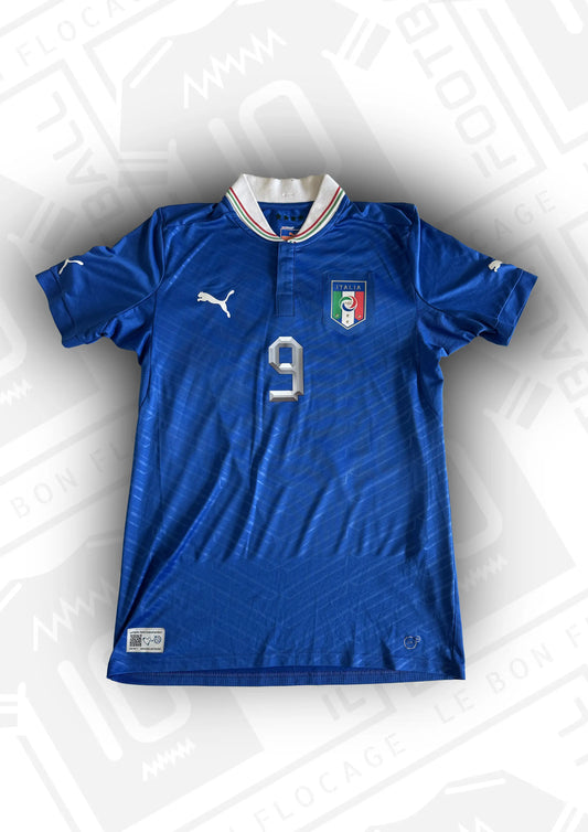 maillot-officiel-italie-2012-domiicle-face-numero-9