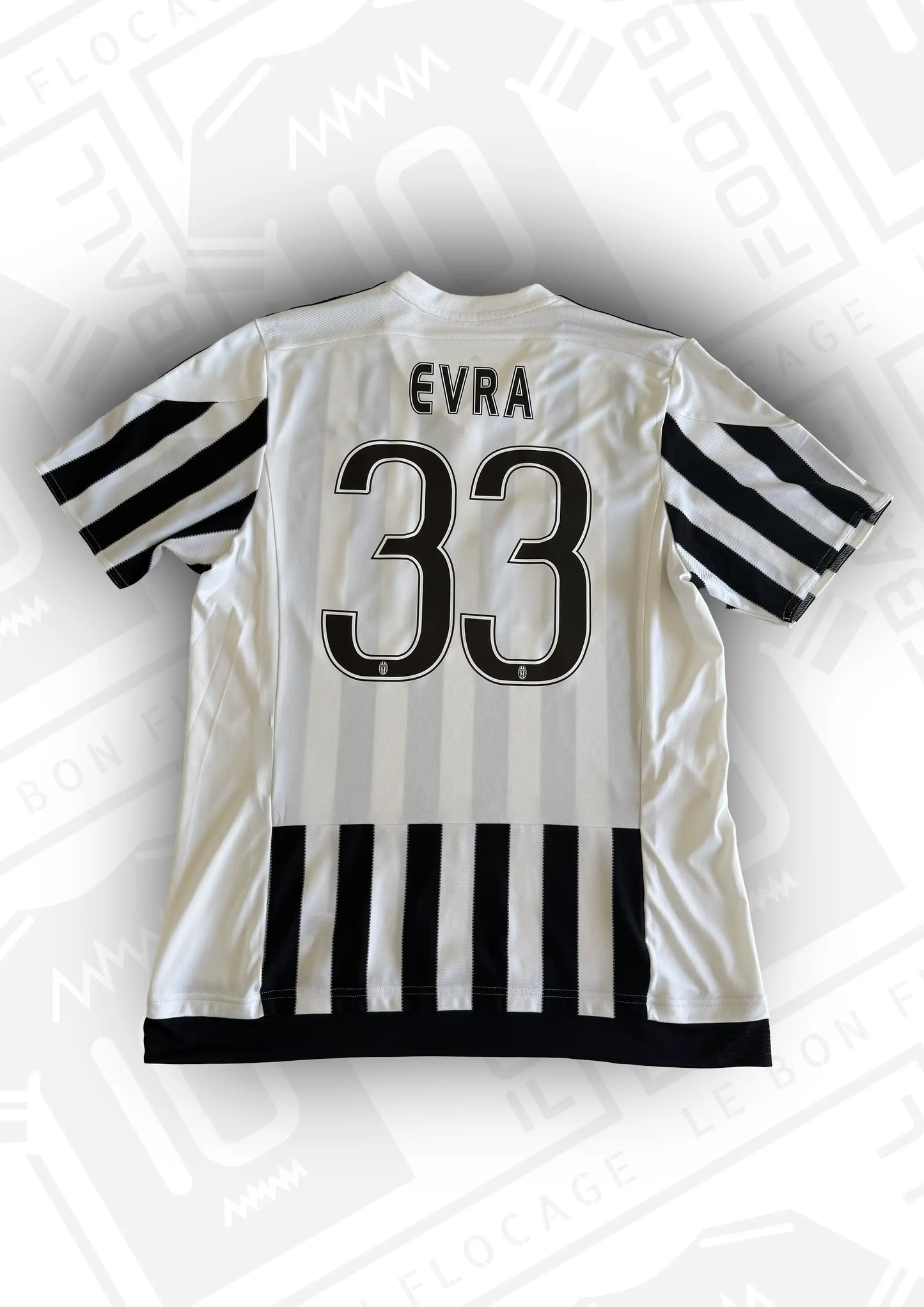 maillot-officiel-juventus-15-16-domicile-dos-evra
