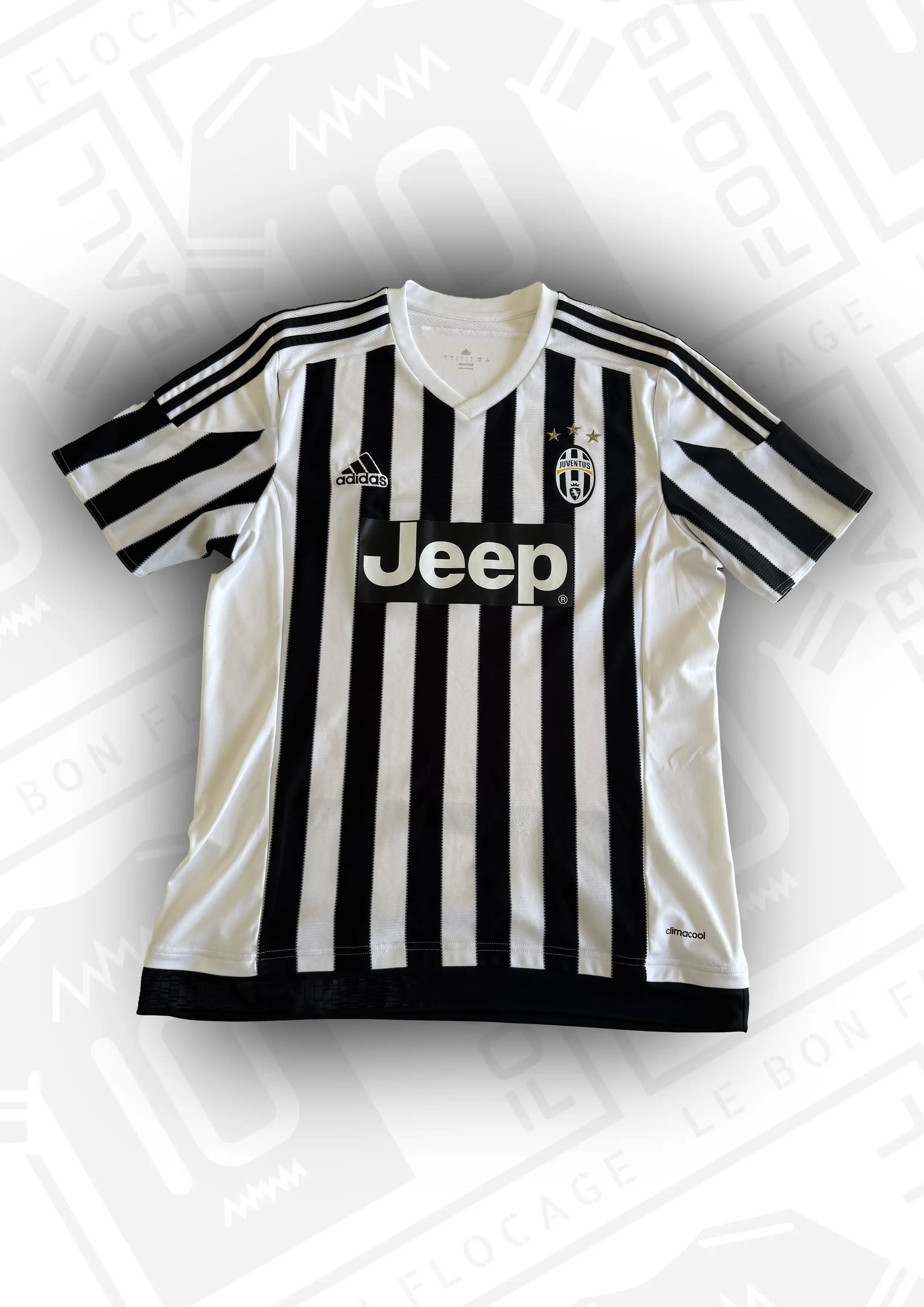 maillot-officiel-juventus-15-16-domicile-face