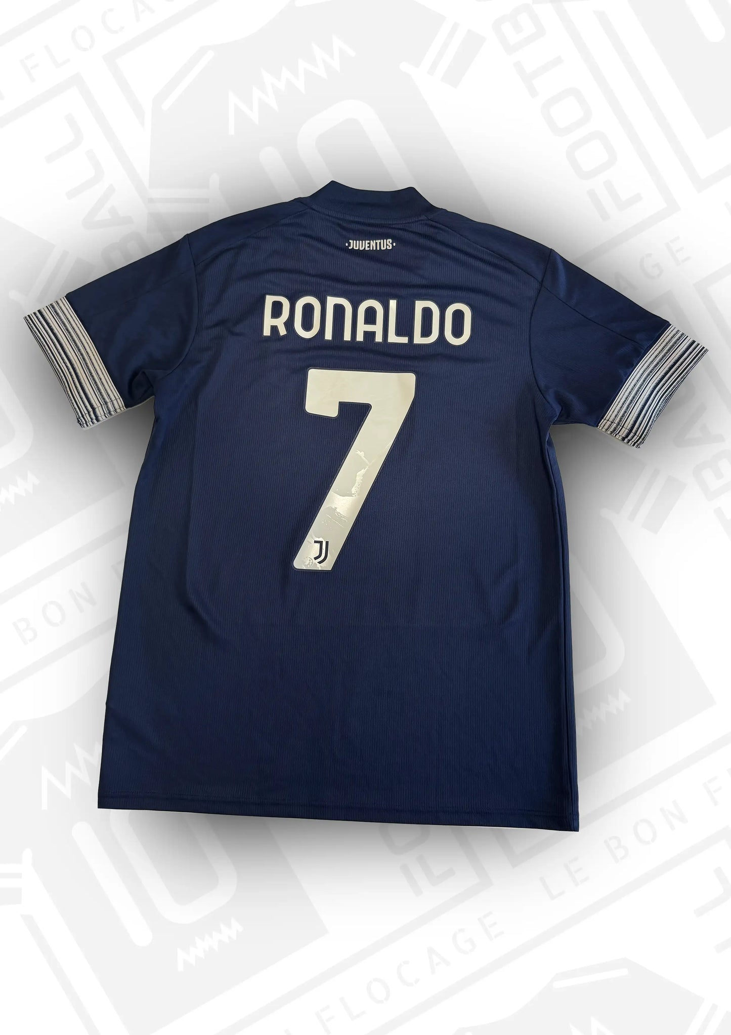 maillot-officel-juventus-20_21-exterieur-dos-ronaldo