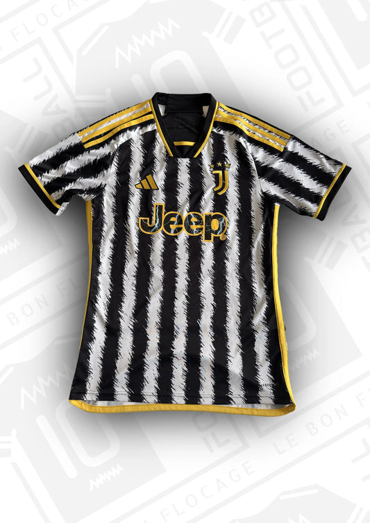 maillot-officiel-juventus-23-e4-domicile-face