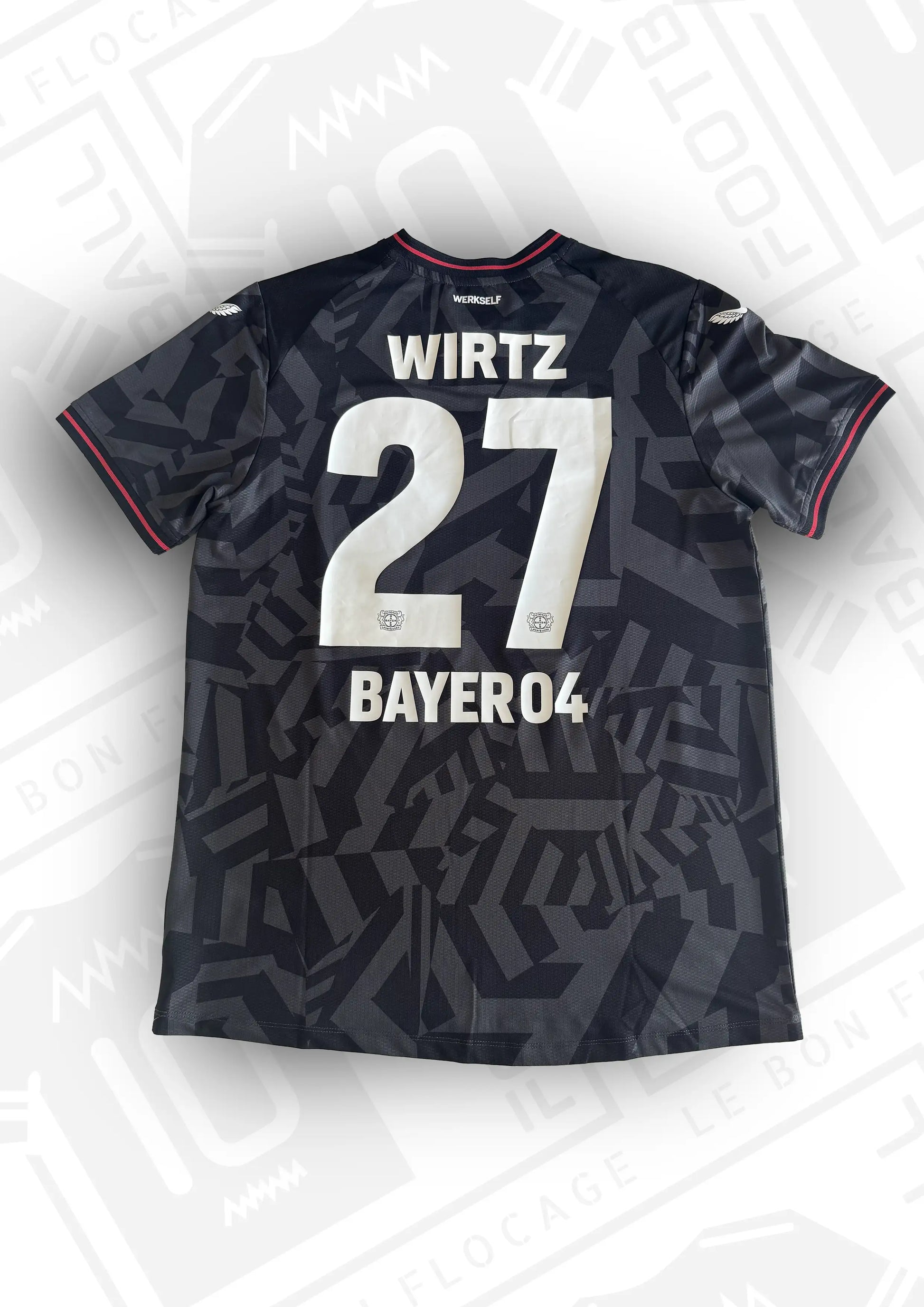 maillot-officiel-leverkusen-22-23-exterieur-dos-wirtz