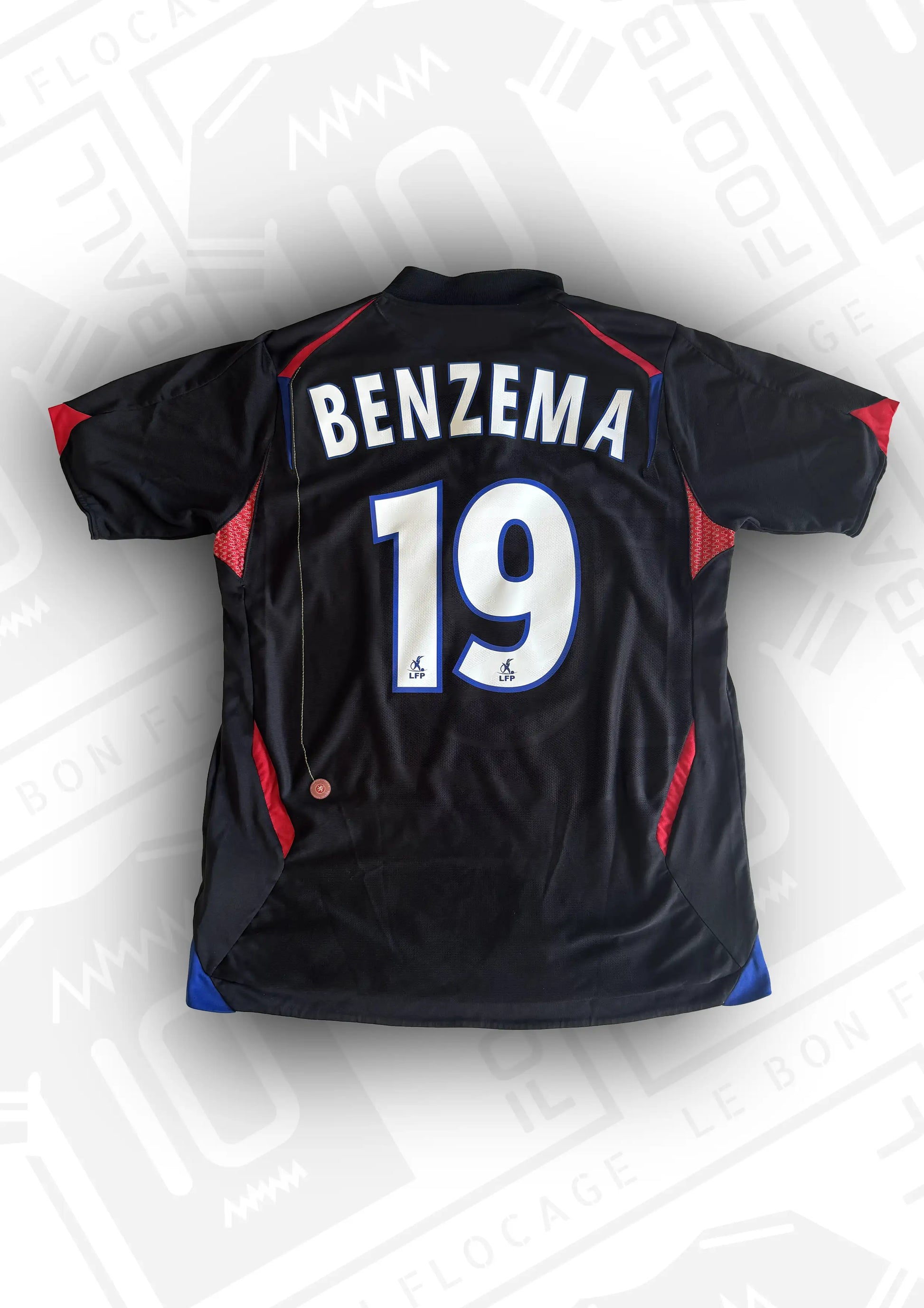 maillot-officiel-lyon-06-07-third-dos-benzema