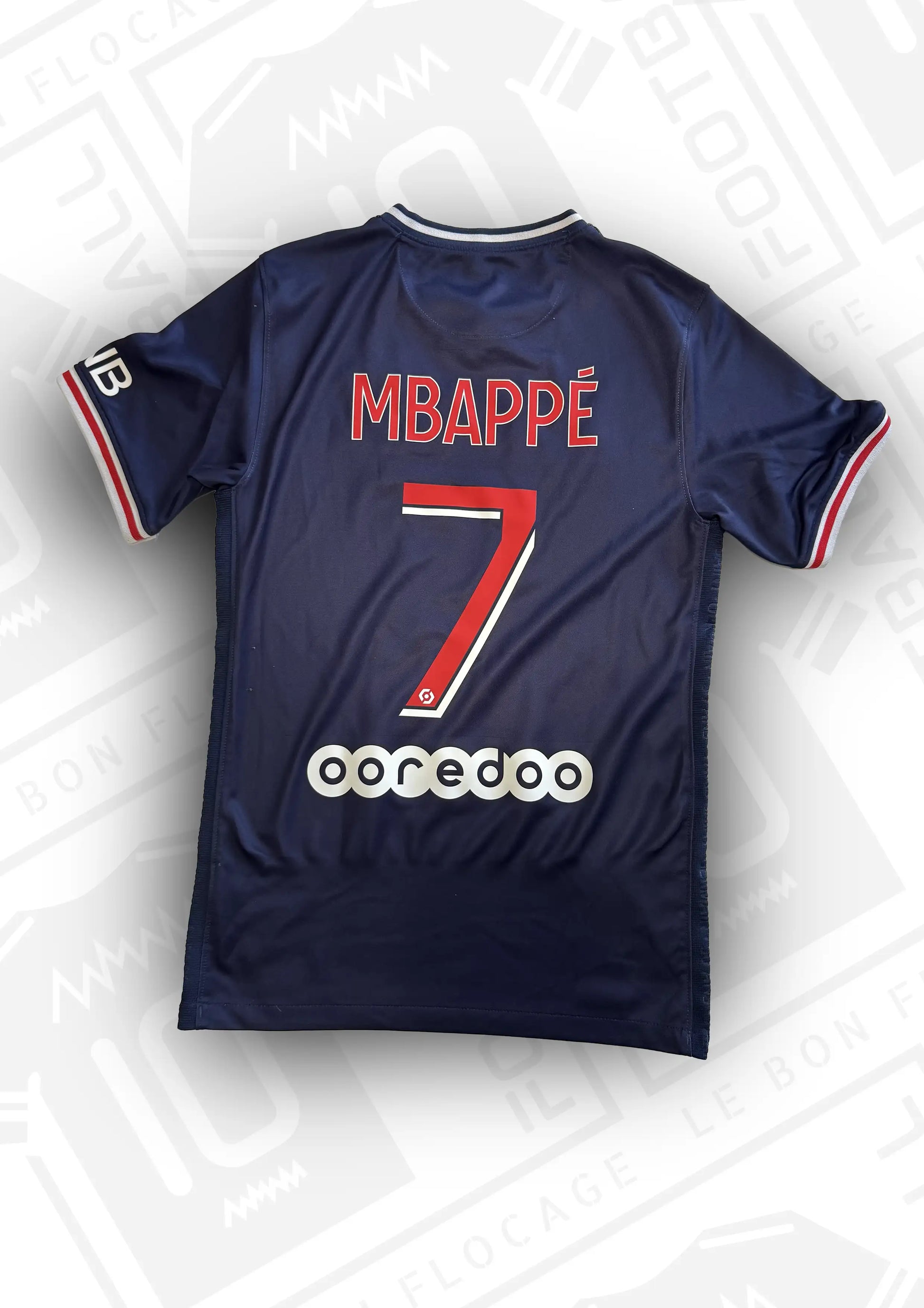 maillot-officiel-psg-20-21-domicile-dos-mbappe