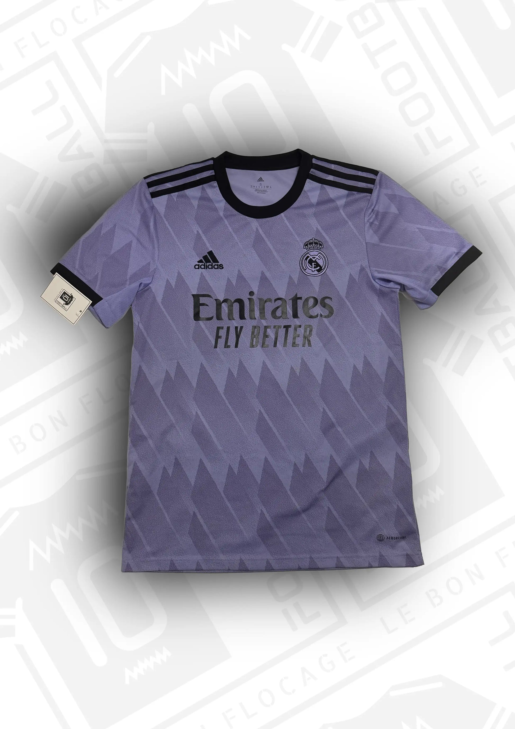 maillot-officiel-real-madrid-22-23-face-exterieur