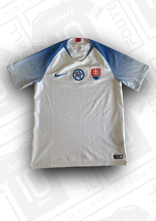maillot-officiel-slovaquie-2018-exterieur-face