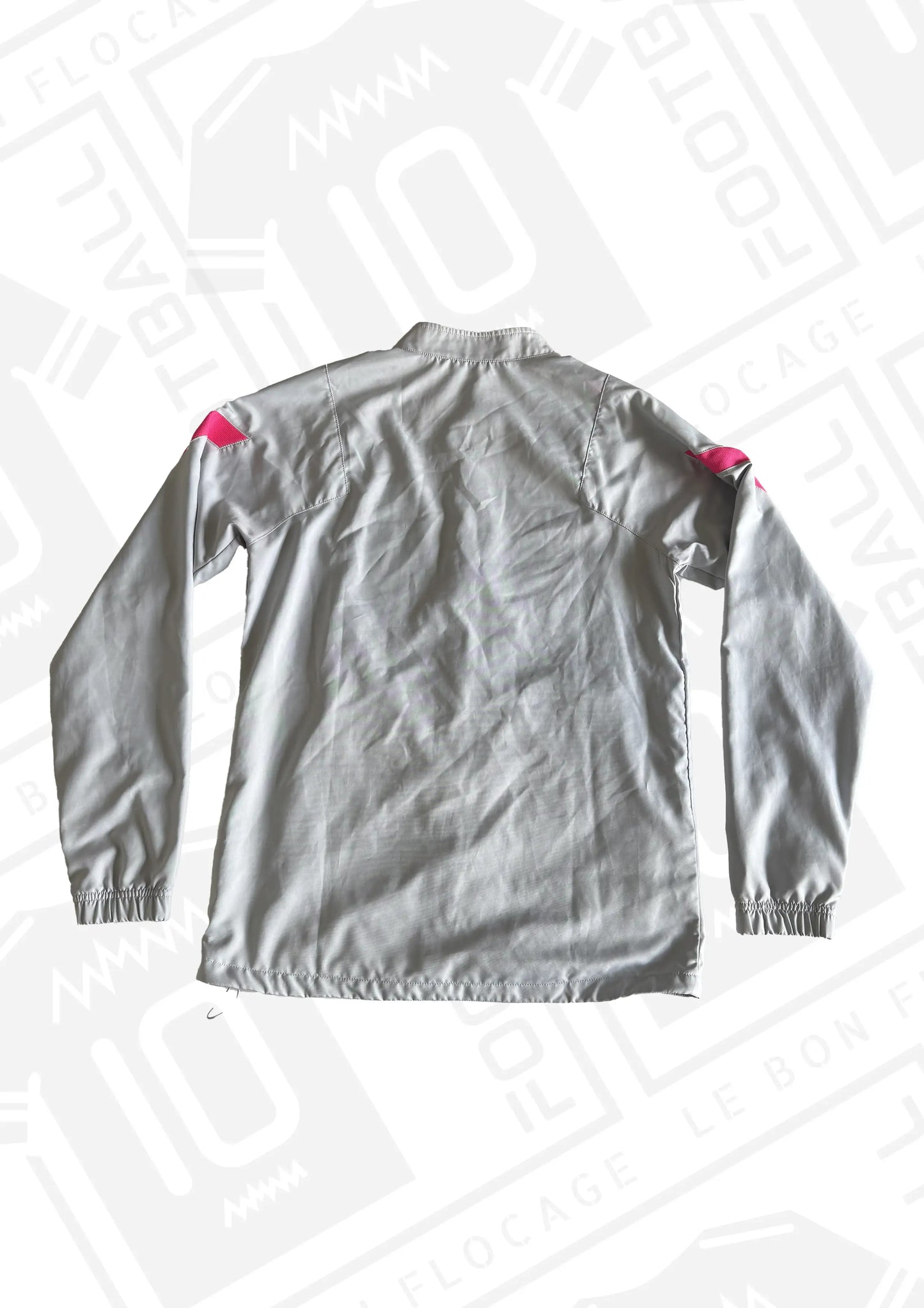 veste-officielle-psg-jordan-blanche-rose-dos.psd